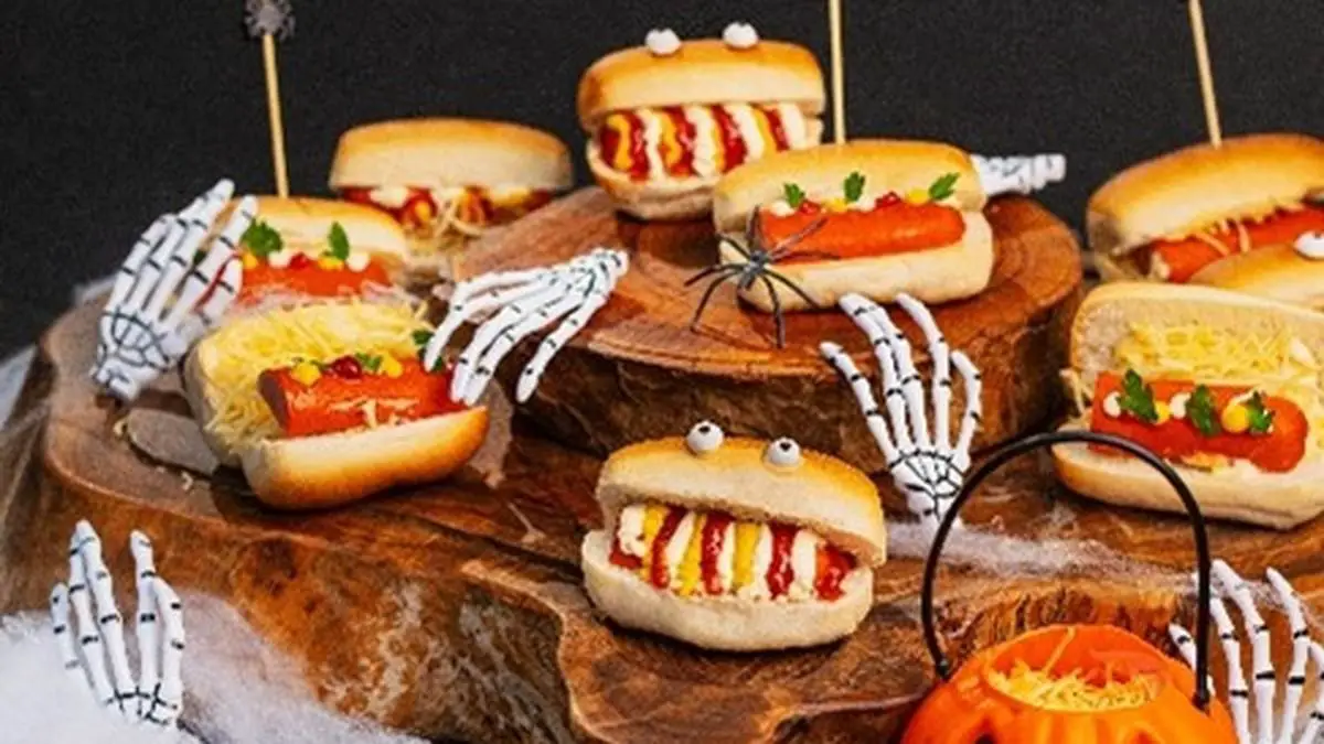 Receita de Mini hot dog Halloween